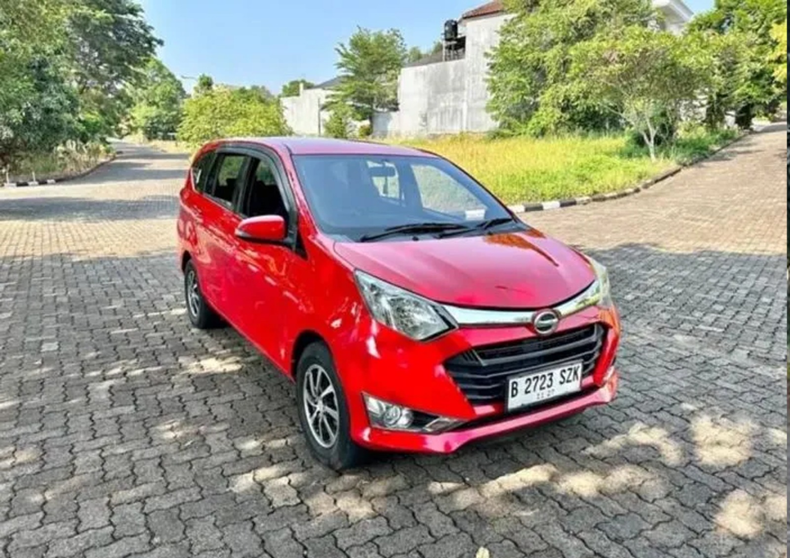 Armada Daihatsu Sigra CV GANDA Travel & Tour